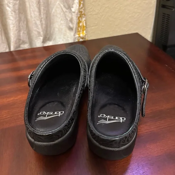 DANSKO XP Women's Black Leather Tooled Clogs Shoes Size EU 39/US 9 - Picture 5 of 6